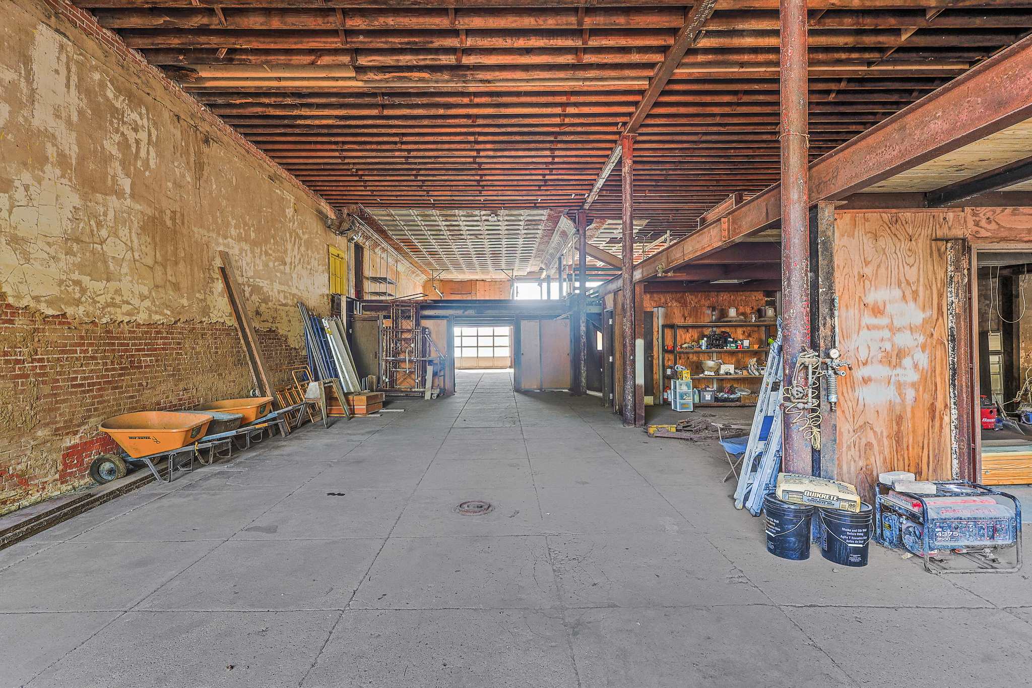 Ground-floor commercial shell suitable for office planning